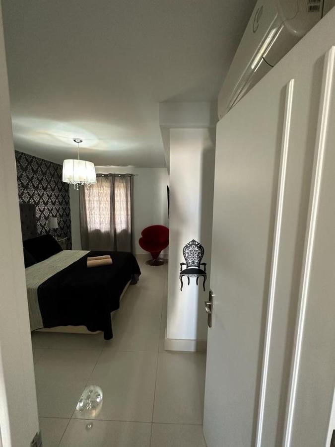 דירות San Bartolomé Sun Club Playa Del Aguila By La Piedra Viva מראה חיצוני תמונה